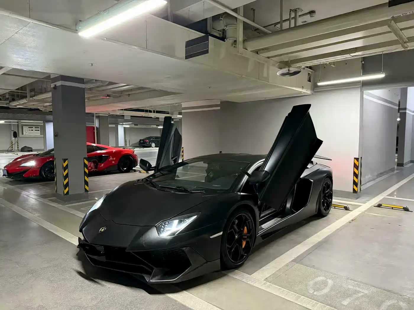 Lamborghini Aventador 2014 2013 LP 700-4 Roadster
