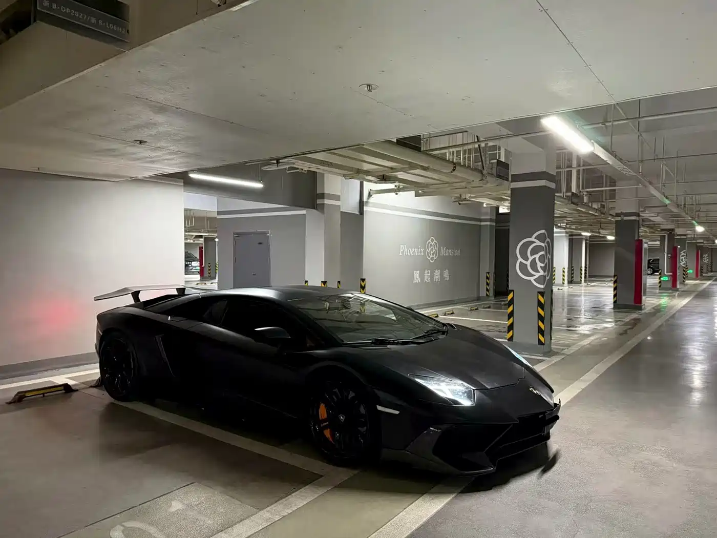 Lamborghini Aventador 2014 2013 LP 700-4 Roadster