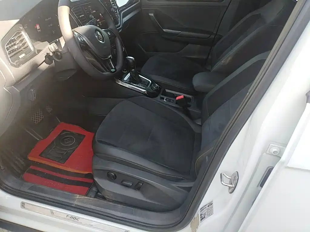 Photo 15 - Volkswagen T-ROC