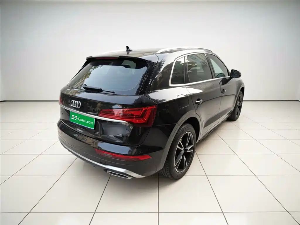 Audi Q5L 2023 40T Fashion Dynamic фото 4