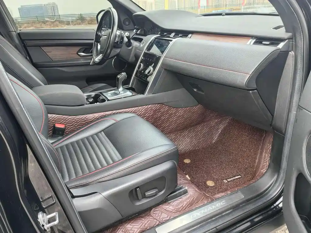 Land Rover Discovery Sport 2020 249PS R-Dynamic Performance фото 12