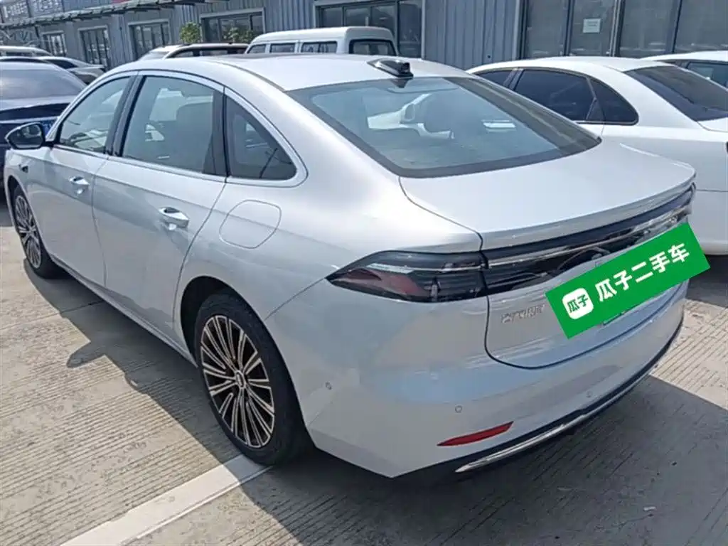 Geely Galaxy Galaxy A7 2025 EM-i фото 5