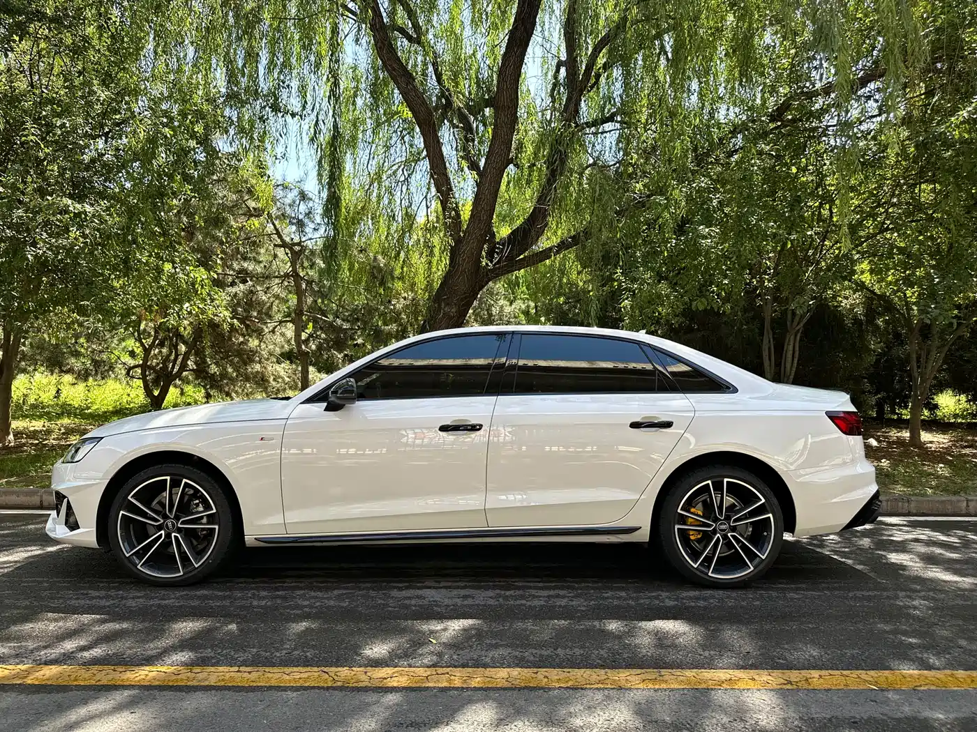 Audi A4L 2024 40 TFSI Luxury Dynamic фото 8