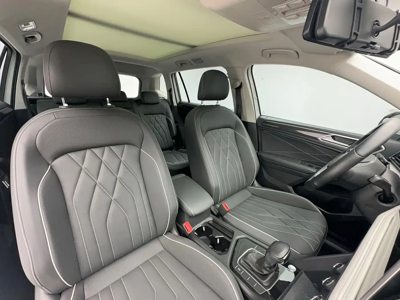 Volkswagen Tiguan L 2023 280TSI 2WD Trend Limited Edition фото 16