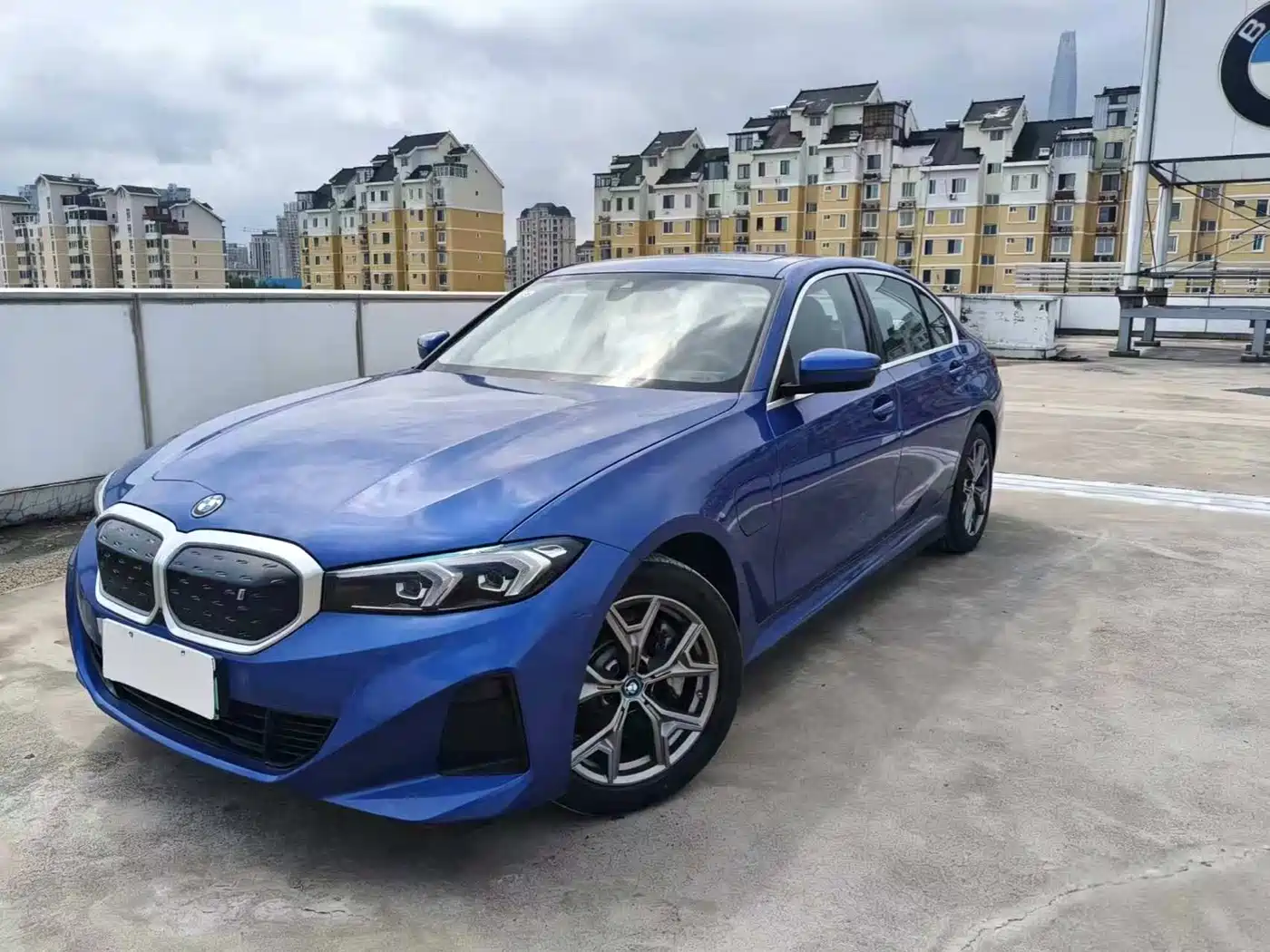 2026 BMW i3