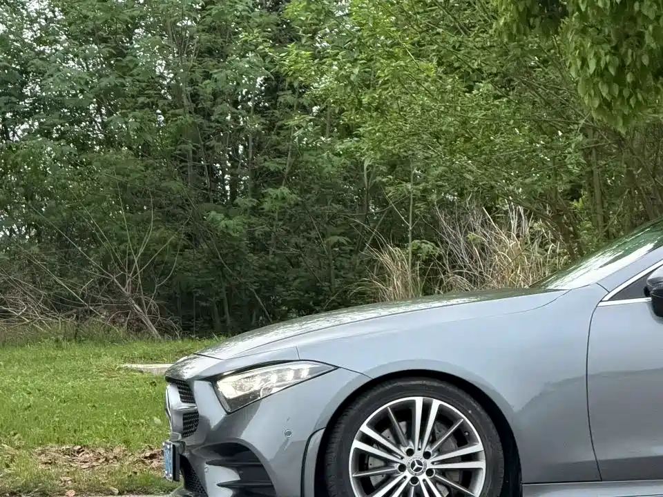 MERCEDES-BENZ CLS
