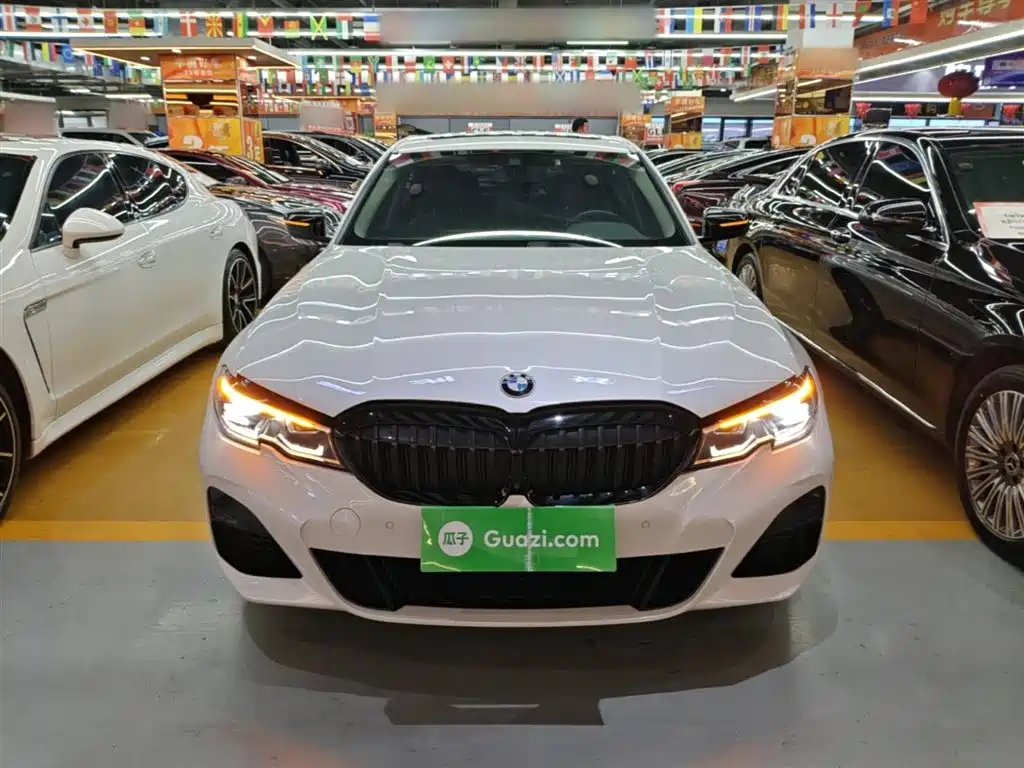 BMW 3 Series 2020 325Li M Sport Black Night Package фото 3