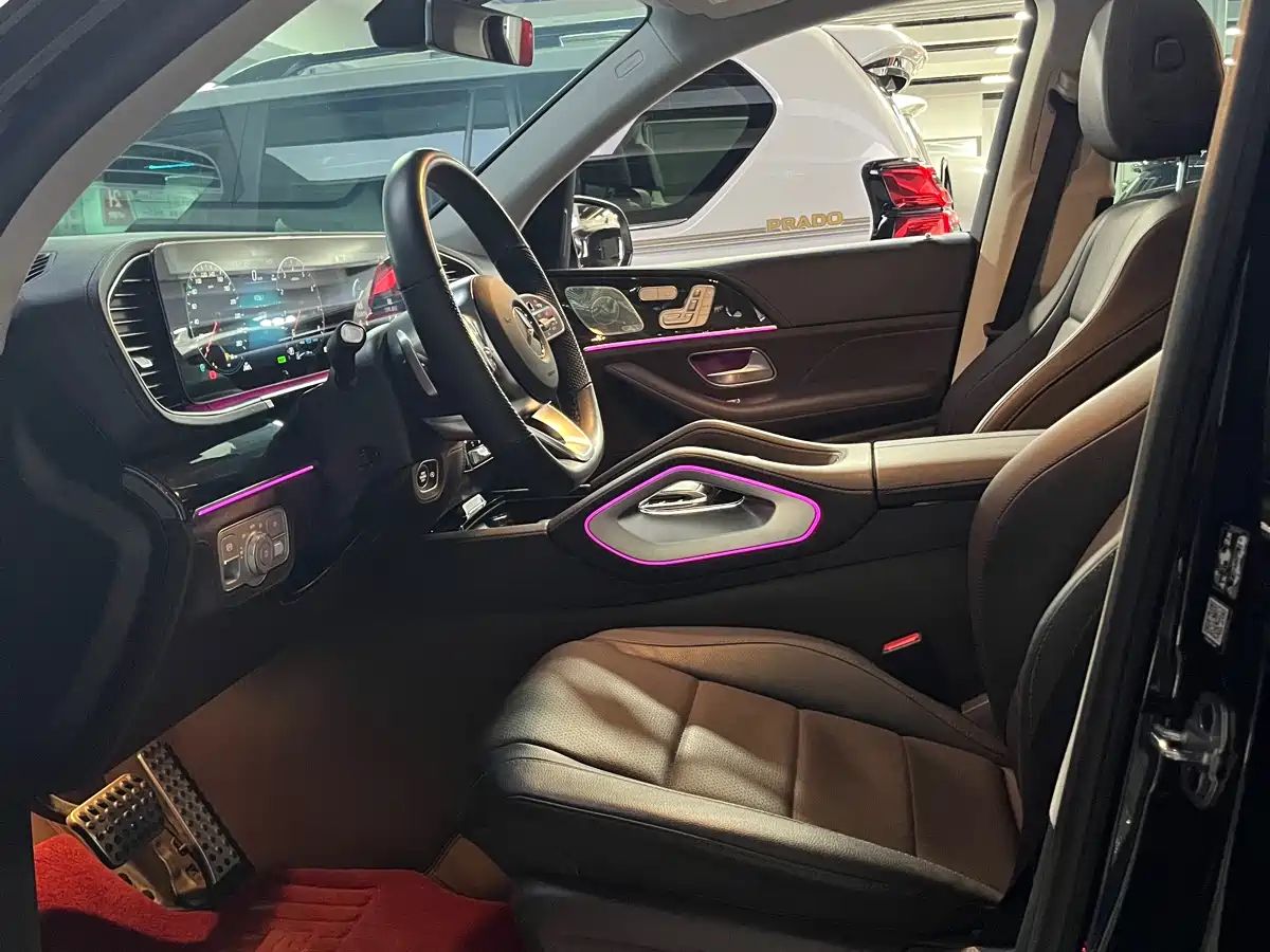 Mercedes-Benz GLS 2023 GLS 450 4MATIC Fashion Edition фото 14