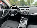 Photo 11 - Mazda Mazda3 Axela