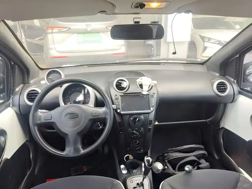 BYD F0 2018 2015 1.0L AMT Xuan Cool Edition