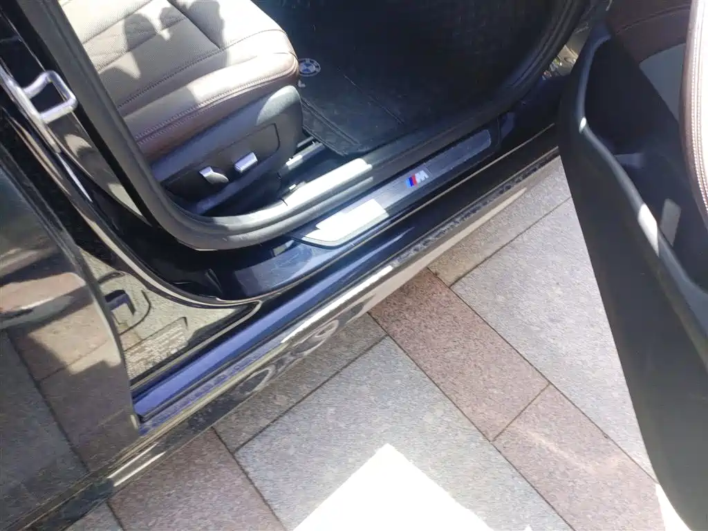 BMW 5 Series New Energy 2021 535Le M Sport Package фото 19