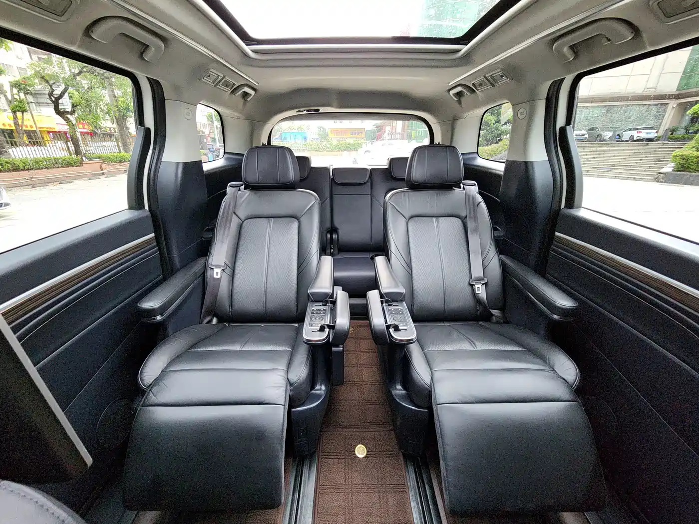 Photo 16 - GAC Trumpchi Trumpchi M8