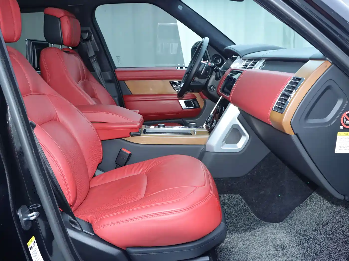 Land Rover Range Rover 2019 3.0 SC V6 Prestige Genesis Extended Edition фото 14