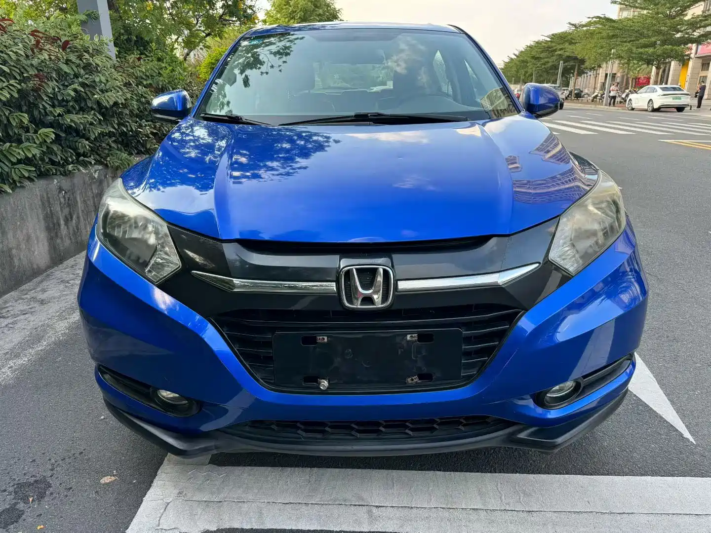 Photo 2 - Honda Vezel