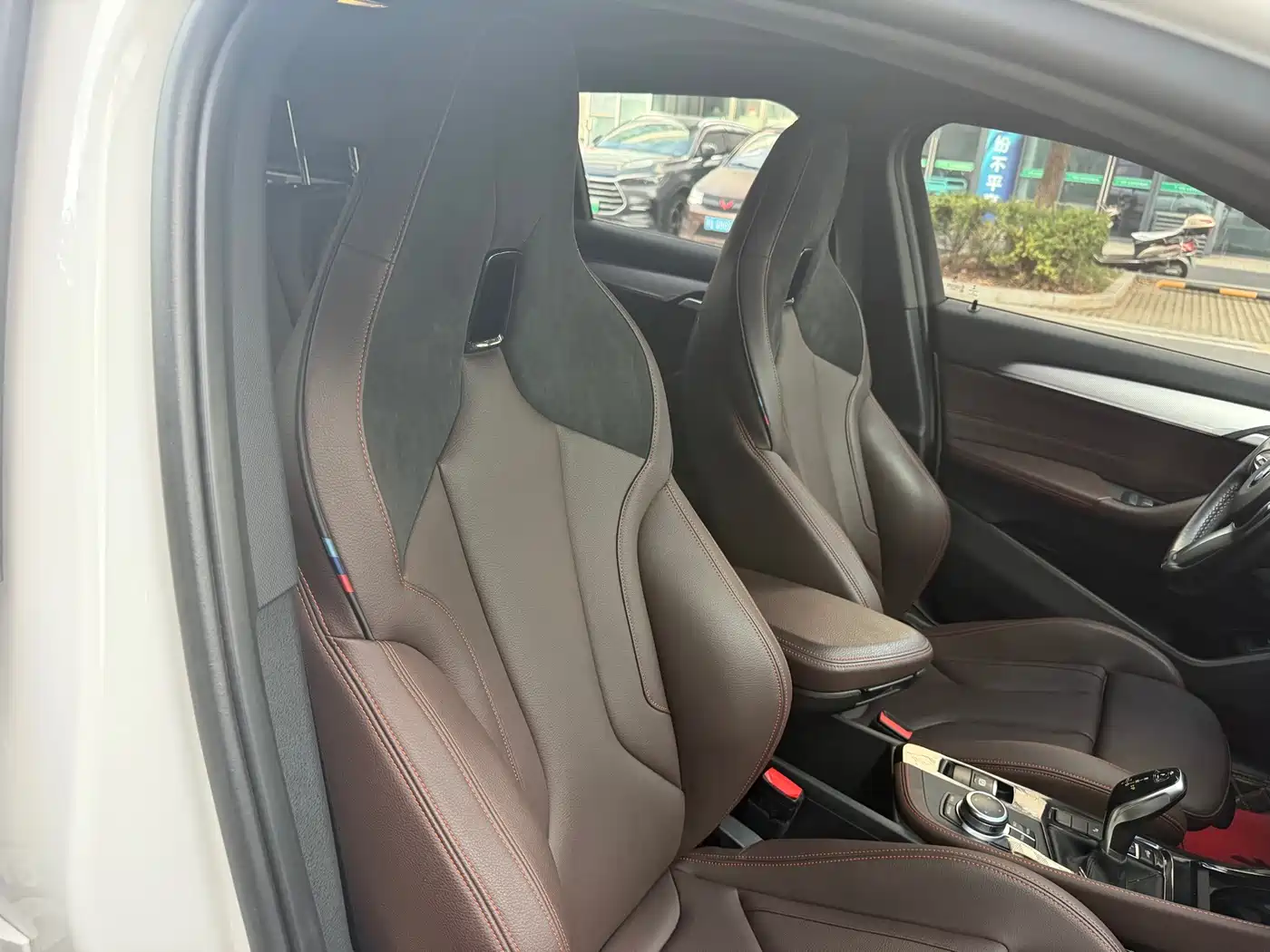 BMW X2 2023 2022 sDrive25i Black Night Edition