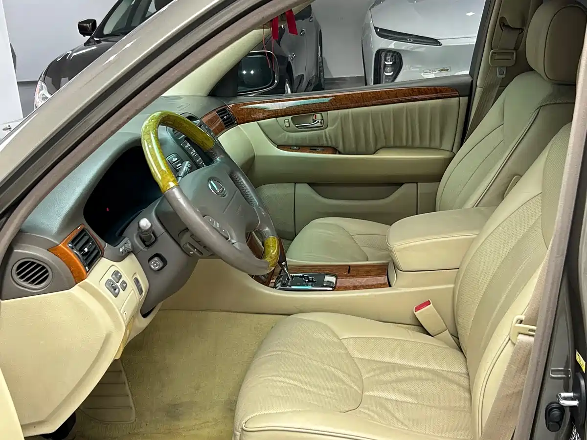 Lexus LS 2005 430 фото 8