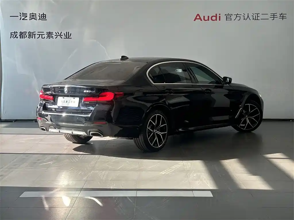 BMW 5 Series 2022 Facelift II 530Li Premium Package M Sport фото 4