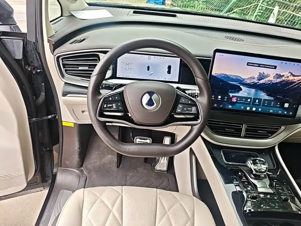 Denza D9 2026 2025 Model DM-i Smart Drive Edition 1020 AWD Flagship