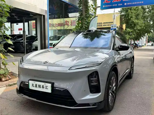NIO ES6 2025