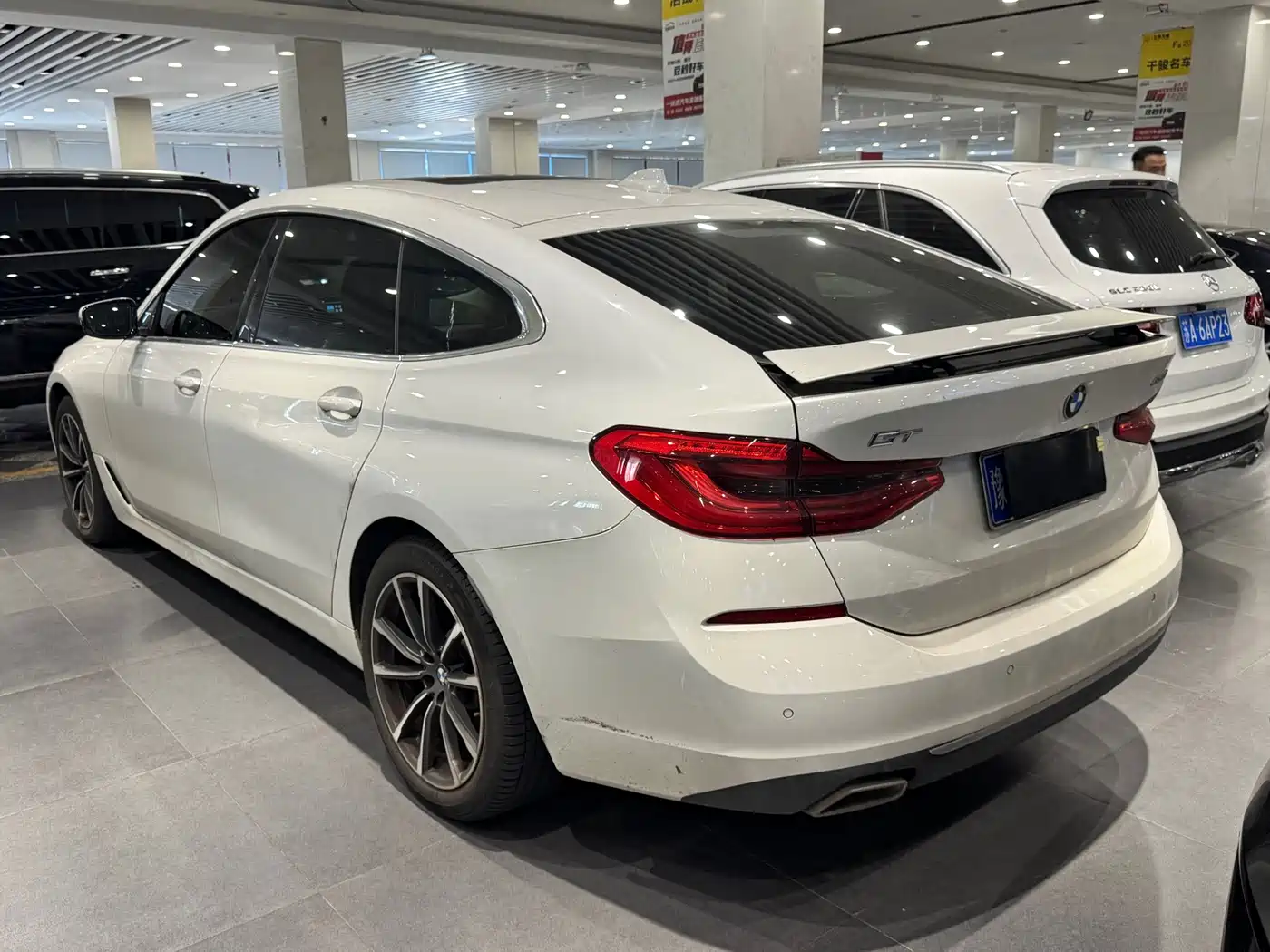 Фото 3 - BMW 6 Series GT