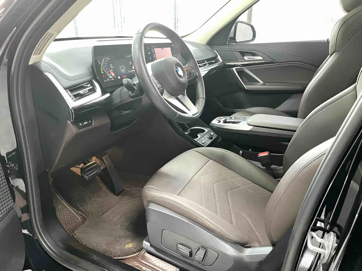 BMW X1 2023 sDrive20Li X Design Package фото 7