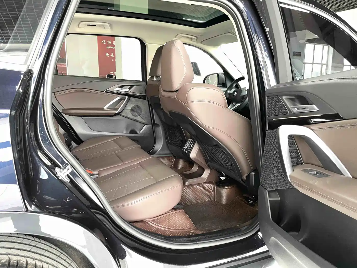 BMW X1 2023 sDrive20Li X Design Package фото 13