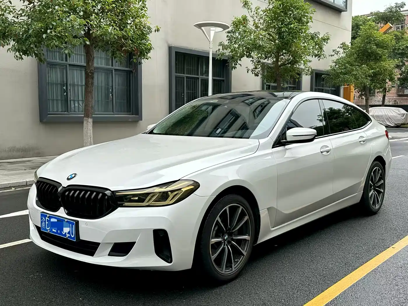 BMW 6 Series GT 2021 630i Luxury Design Package