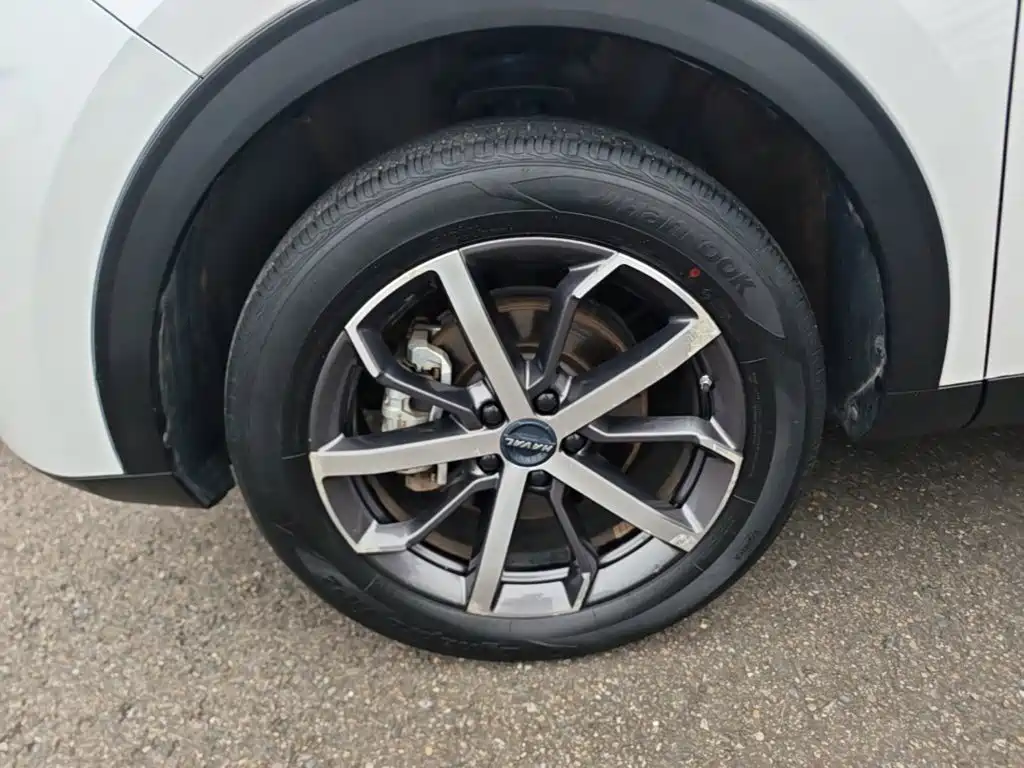 Фото 23 - Haval F7