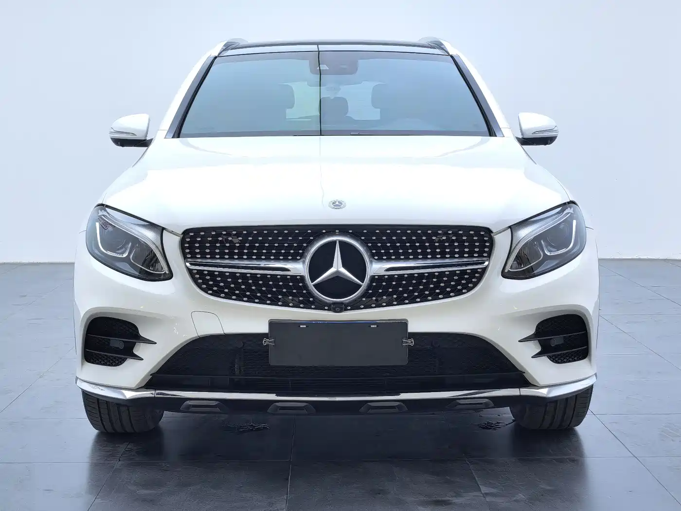 Mercedes-Benz GLC 2019 GLC 260 L 4MATIC Luxury фото 2