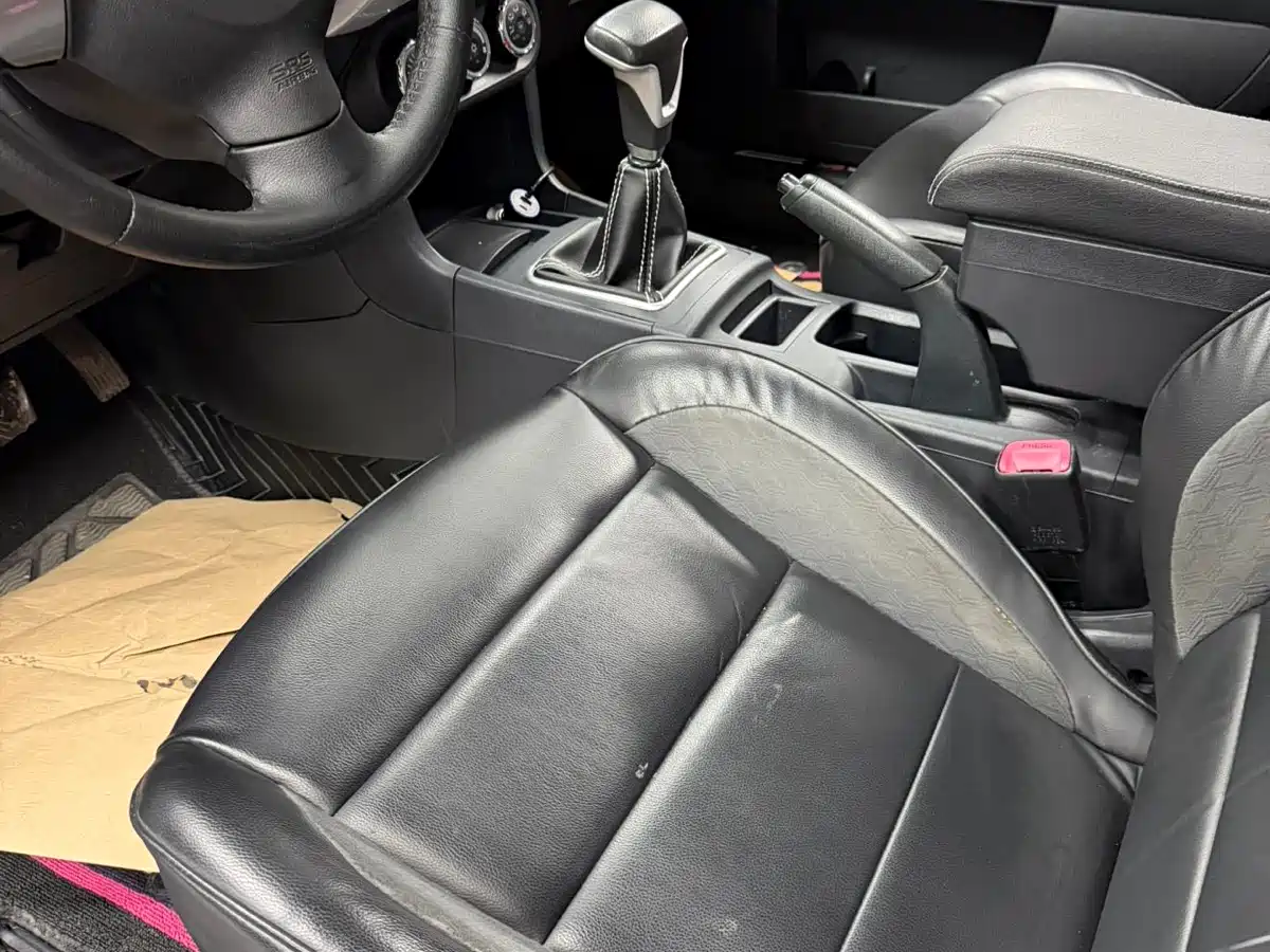 Mitsubishi Lancer EX 2015 1.6L Manual Fashion фото 4