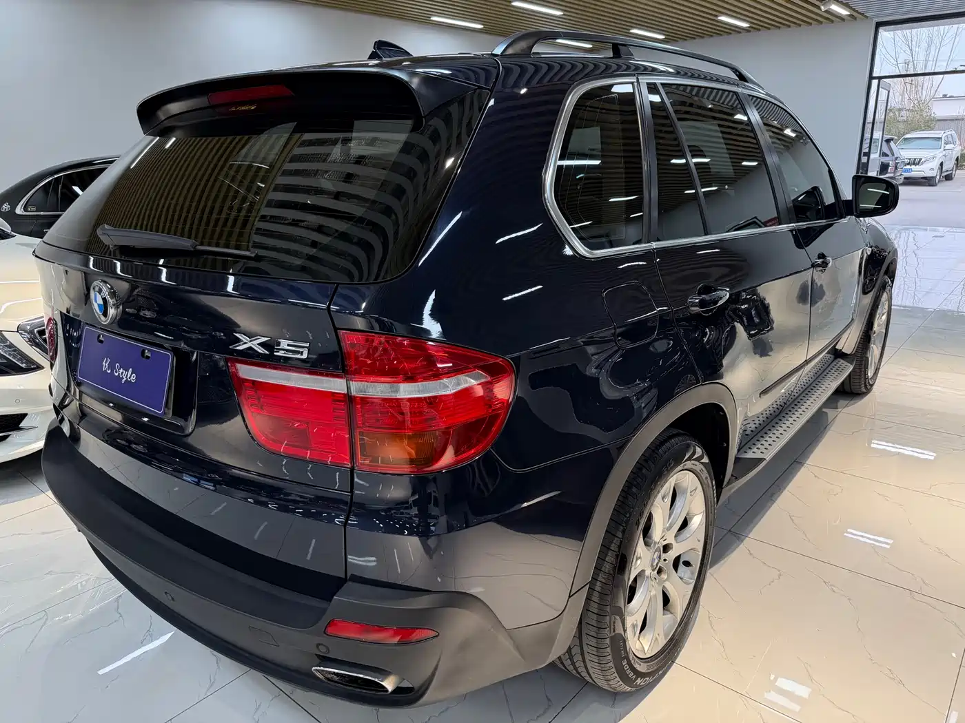 BMW X5 (Import) 2008 Model xDrive48i Luxury Type фото 27