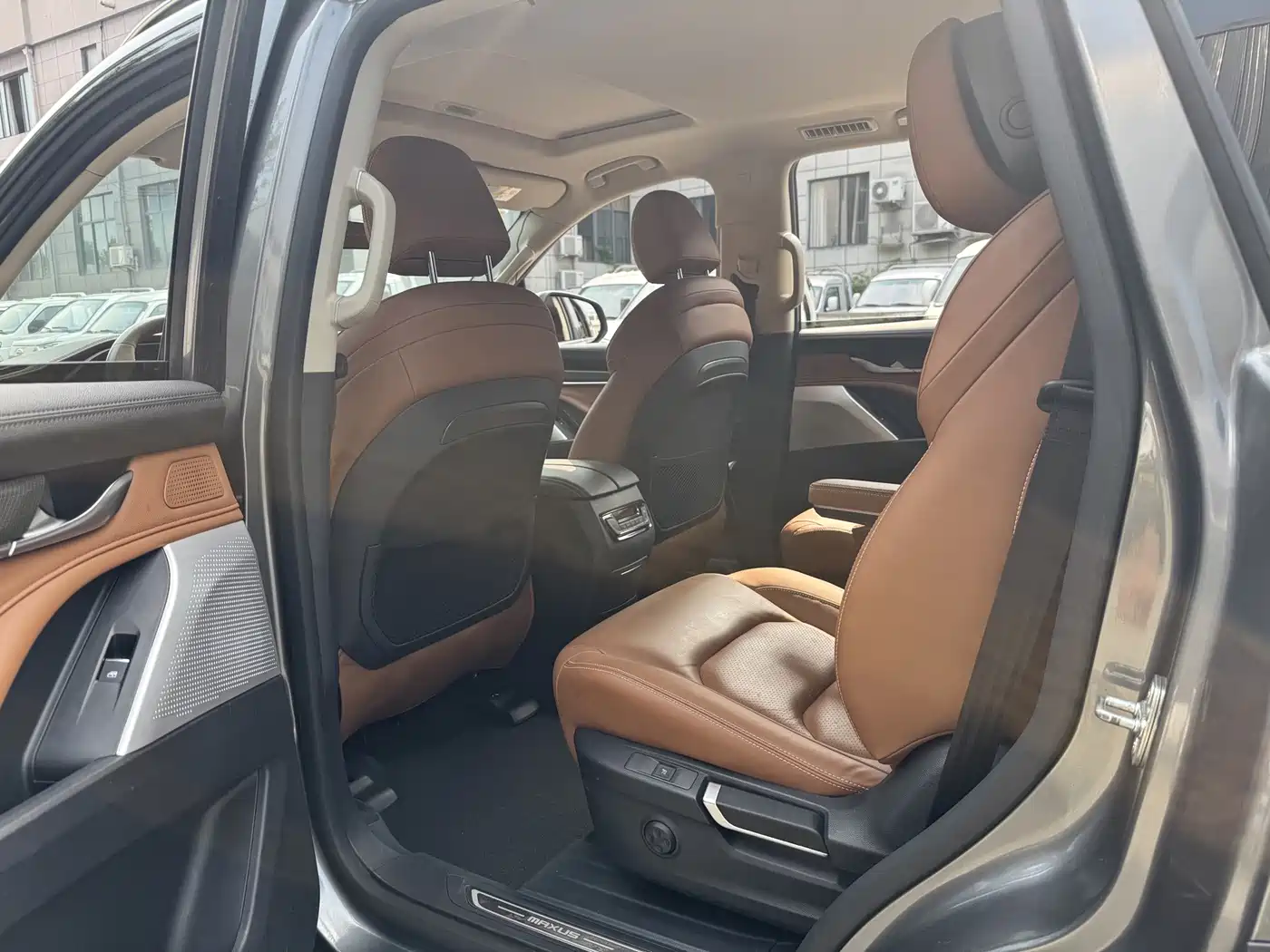 SAIC Maxus D90 2018 2017 2.0T Automatic 4WD Polaris