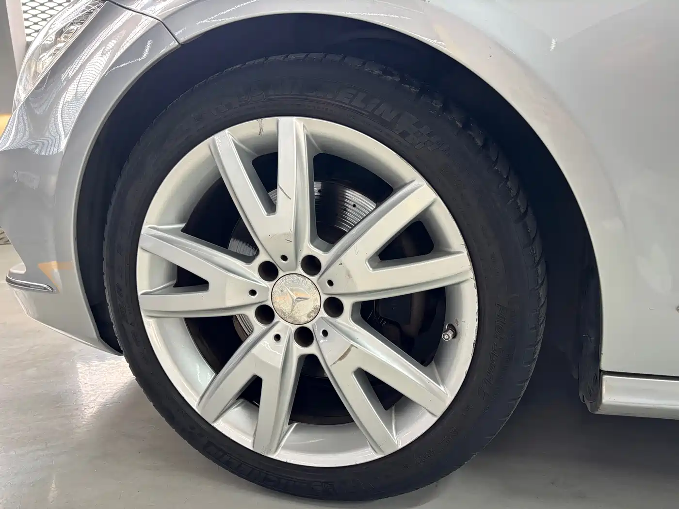 Mercedes-Benz CLS 2012 CLS 300 CGI фото 14