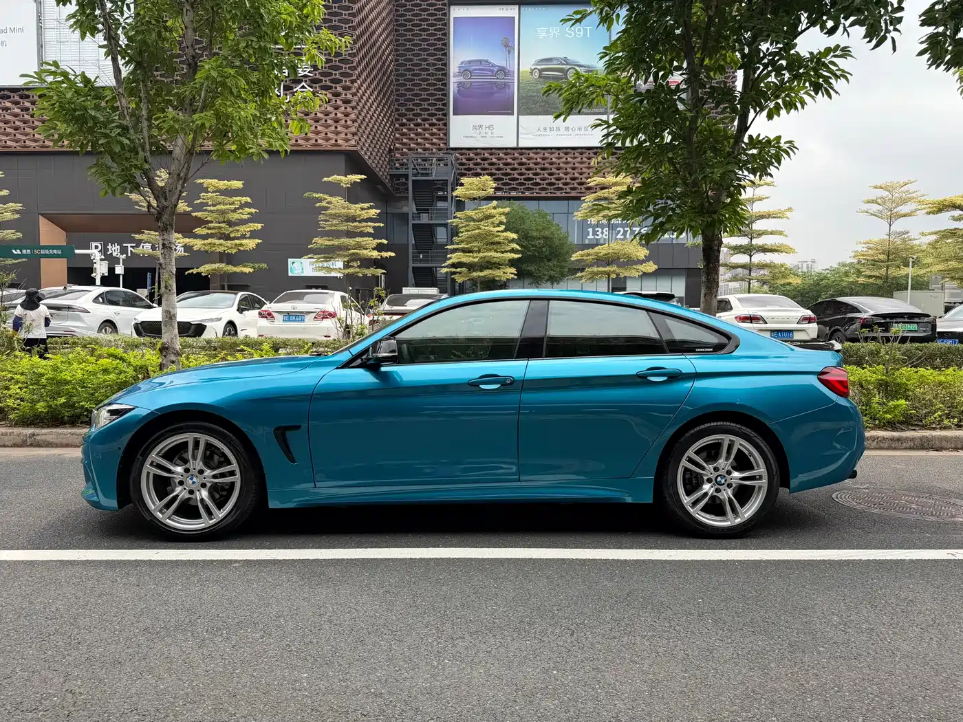 BMW 4 Series 2019 425i Gran Coupe M Sport Shadow Edition фото 6