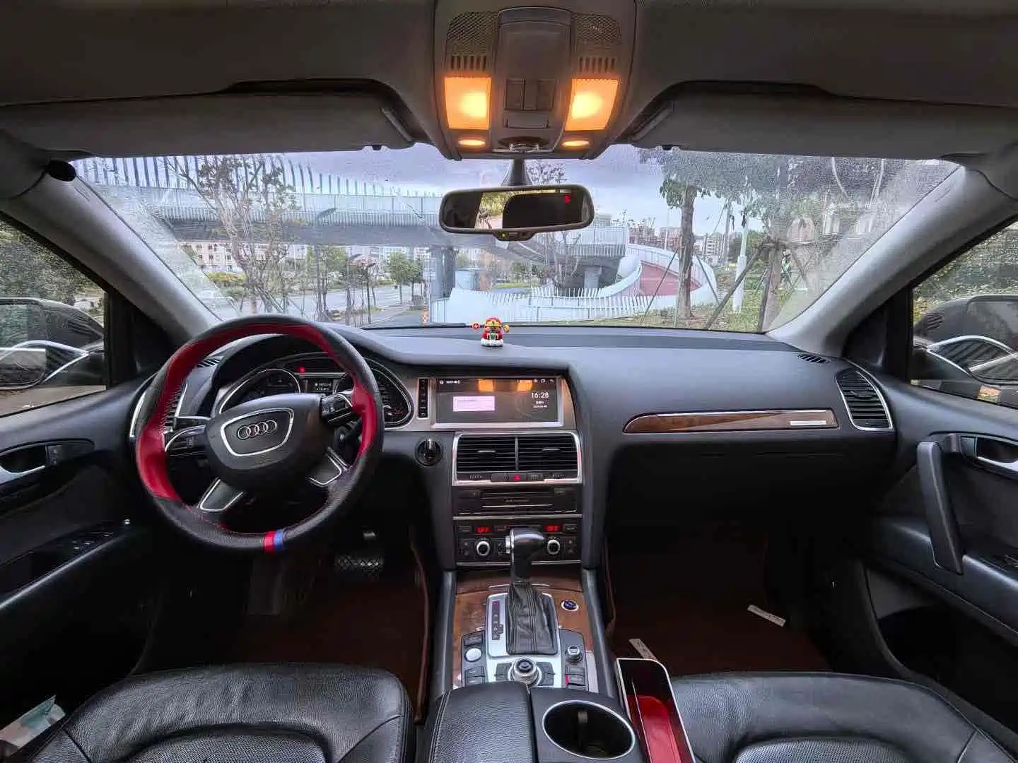 Фото 5 - Audi Q7