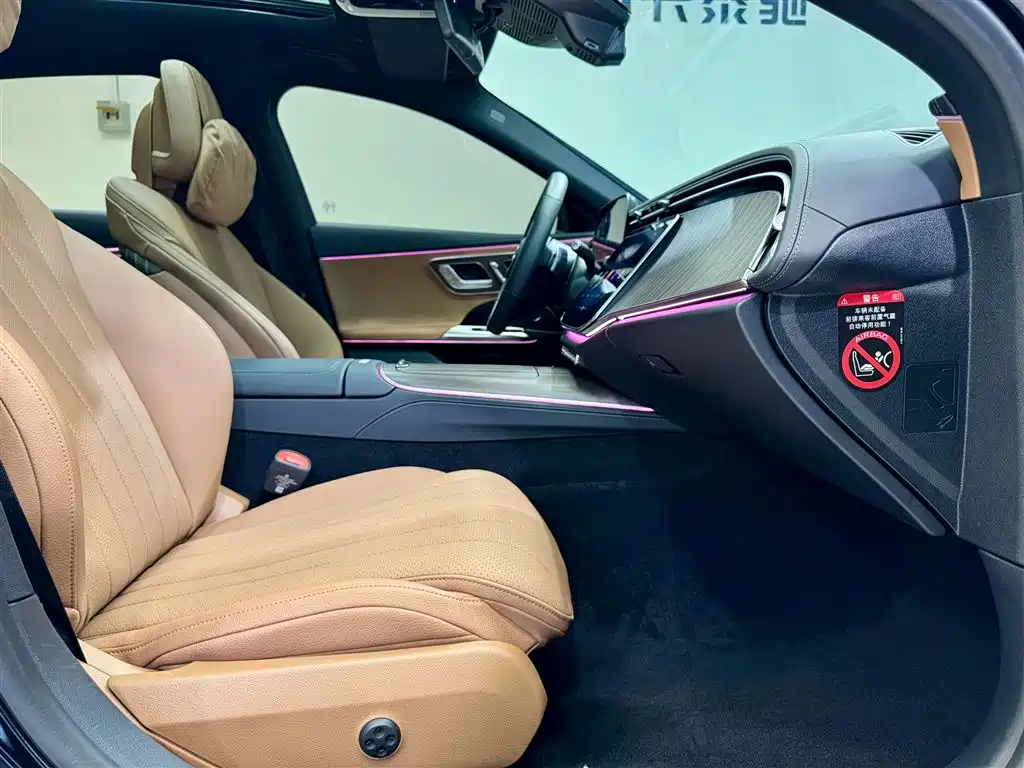 Mercedes-Benz E-Class 2024 E 300 L Fashion фото 19