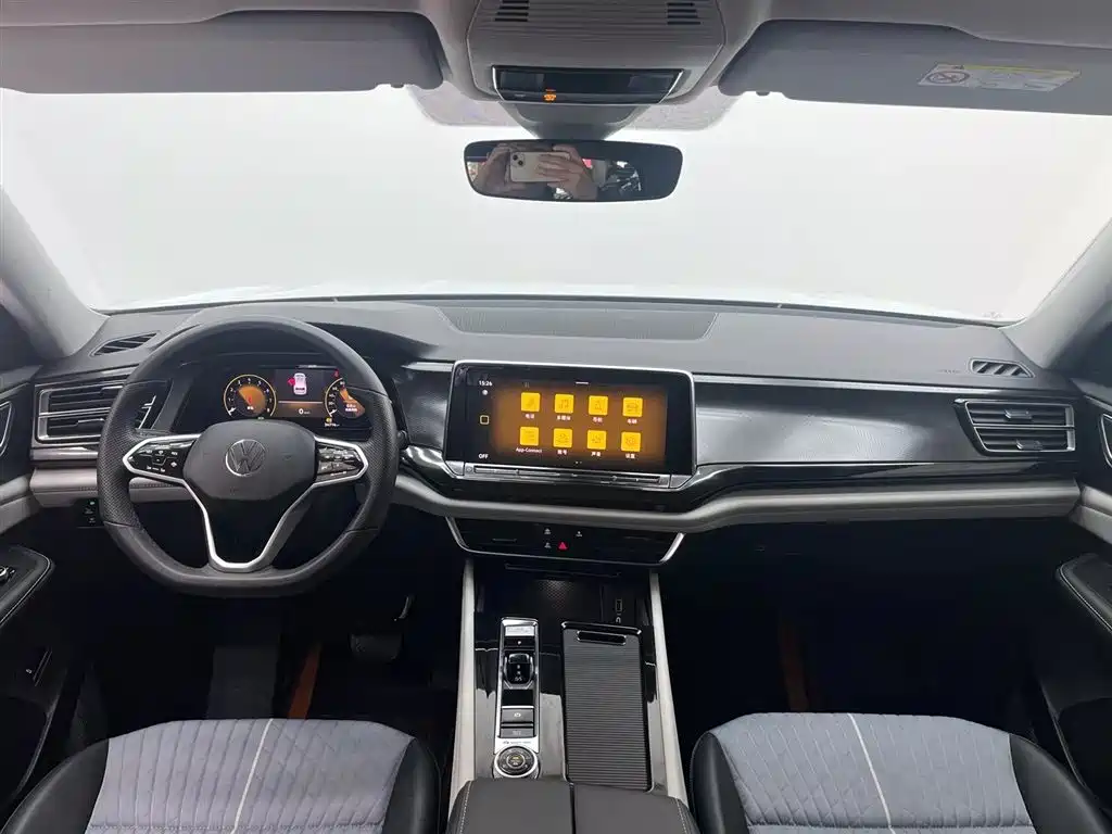 Volkswagen Teramont 2024 380TSI 4WD Dragon Soar Edition фото 5