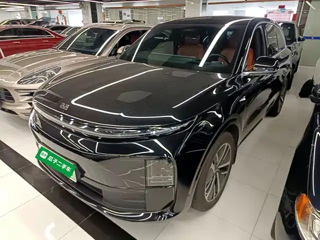 Li Auto L6 2024