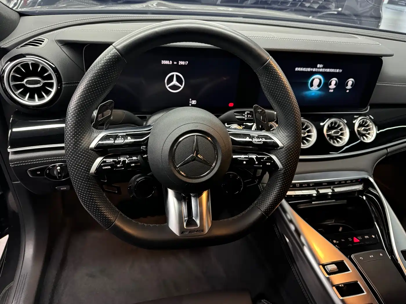 MERCEDES-BENZ AMG GT