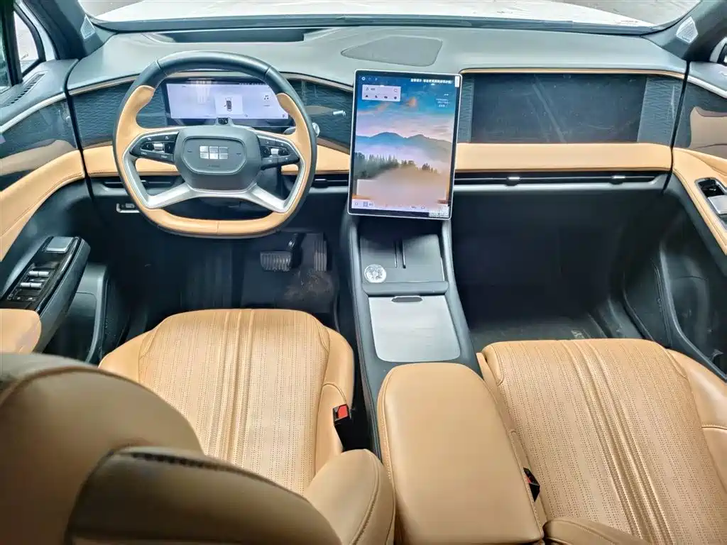 Geely Galaxy Galaxy L7 2023 1.5T 115km Starship фото 15