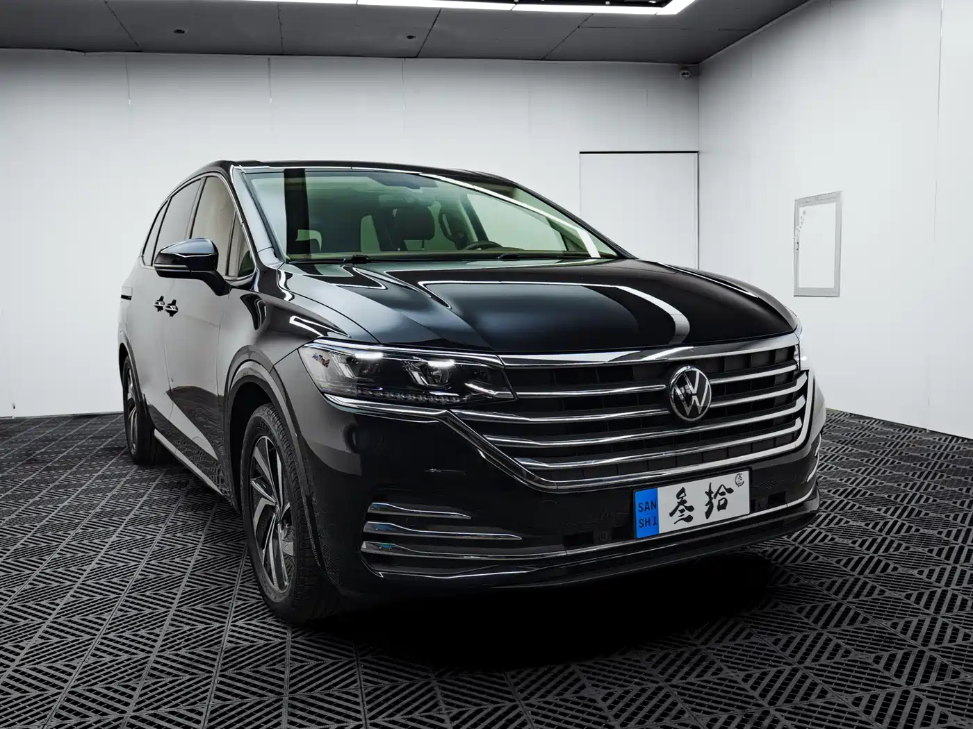 Volkswagen Viloran 2020 330TSI Luxury Edition фото 5