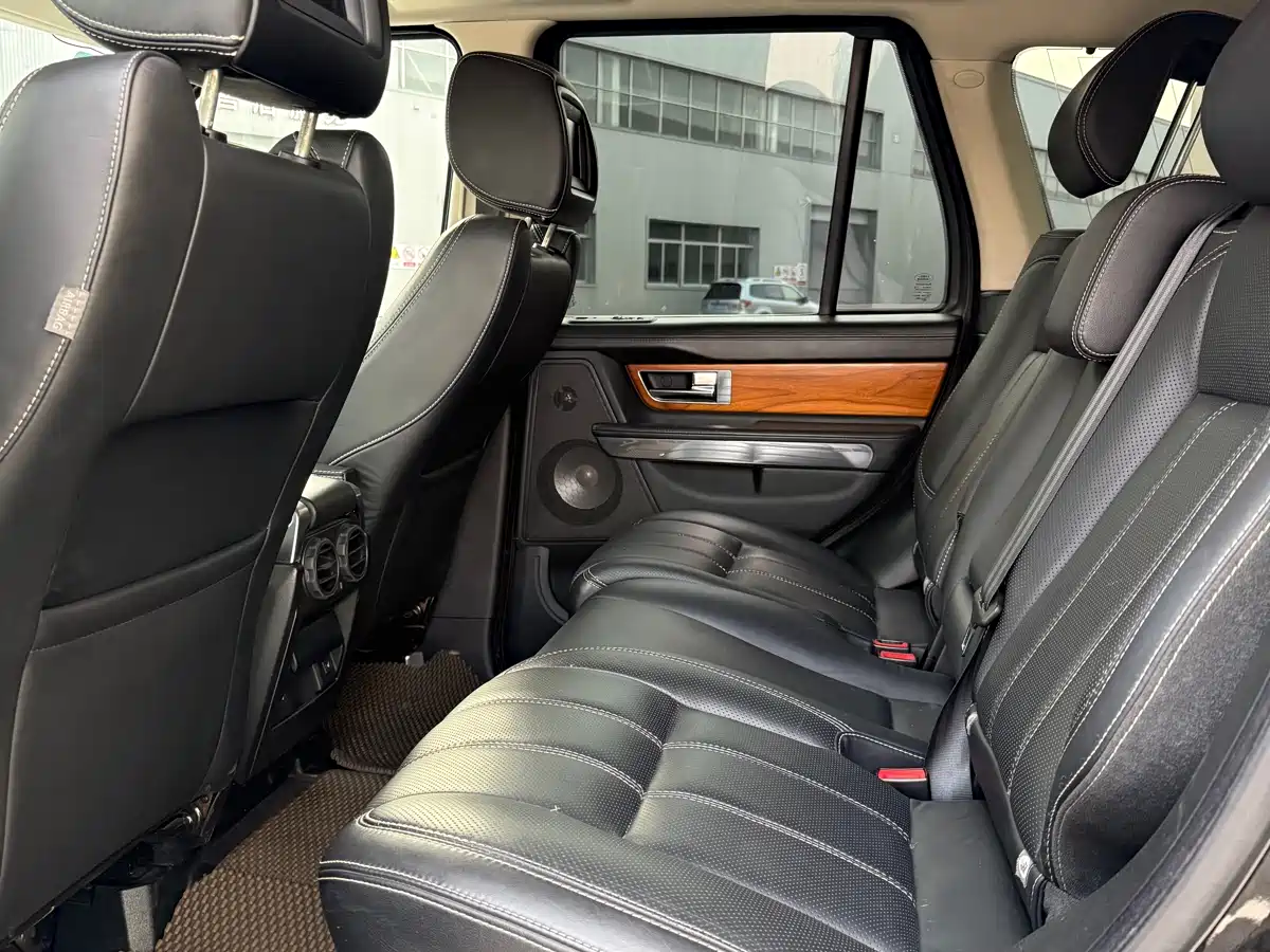 Land Rover Range Rover Sport 2011 5.0 SC V8 HSE фото 5