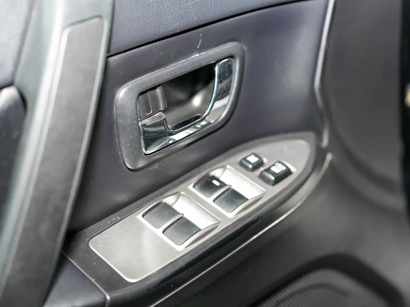 Mitsubishi Pajero (Import) 2010 3.0L Automatic Luxury Edition фото 11