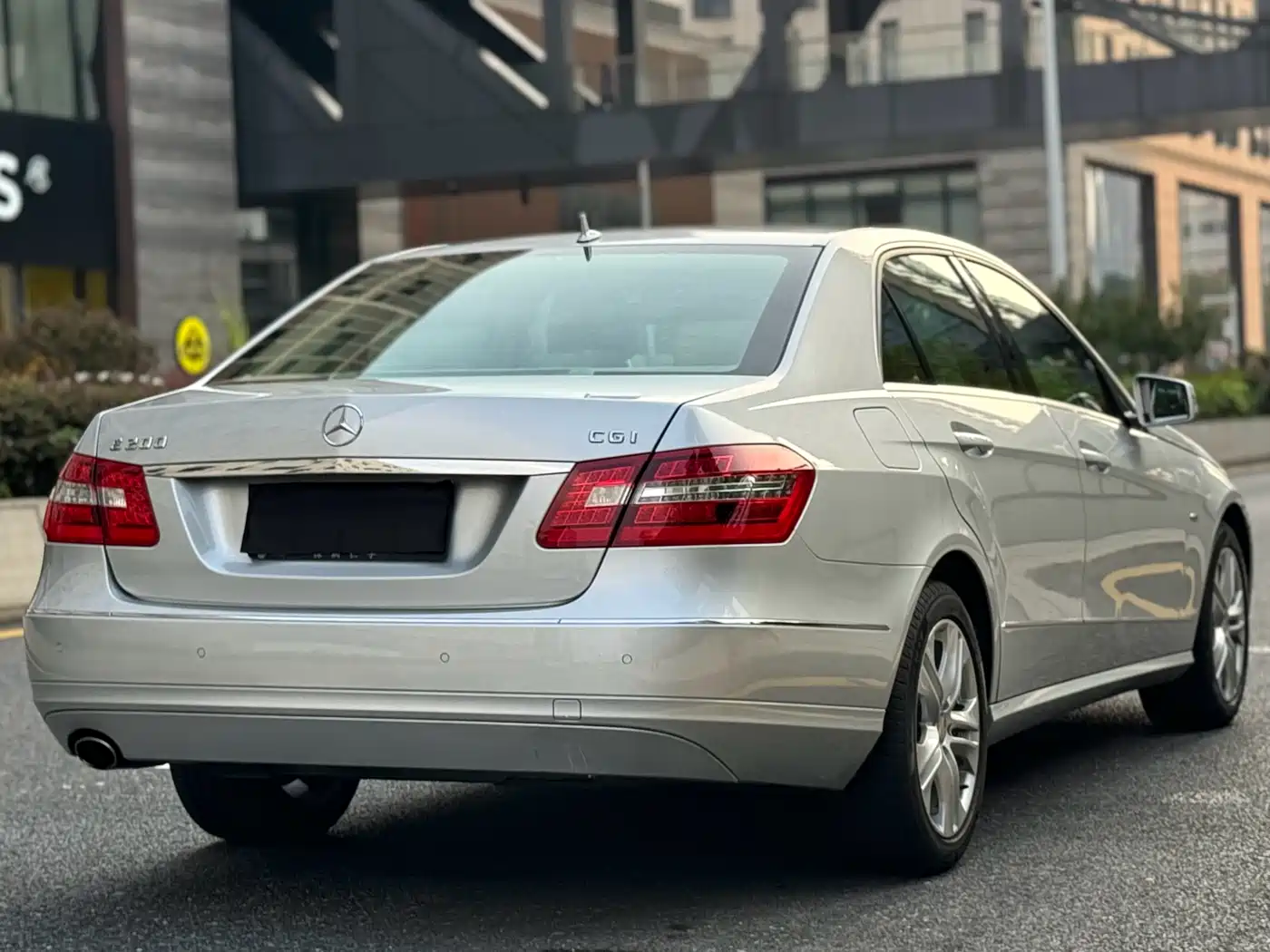 Mercedes-Benz E-Class (Import) 2010 E 200 CGI Elegance фото 4