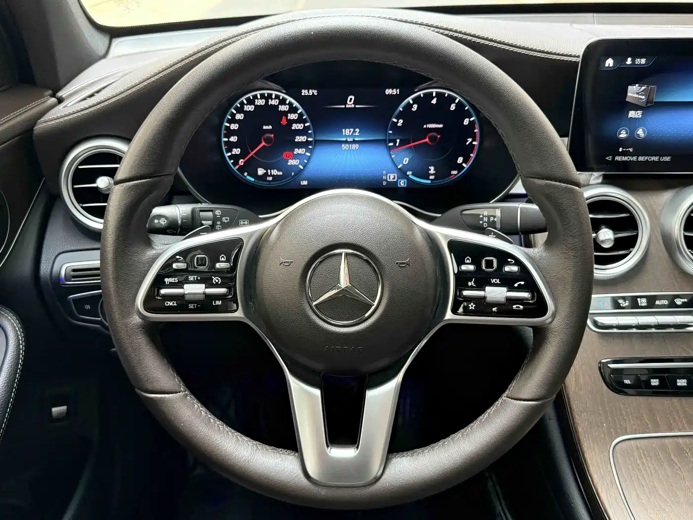 Mercedes-Benz GLC 2022 Facelift GLC 300 L 4MATIC Dynamic Collector's Edition фото 8