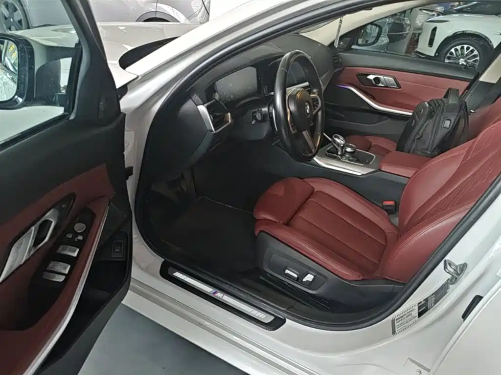 BMW 3 Series 2022 Facelift 325Li M Sport Shadow Edition фото 16