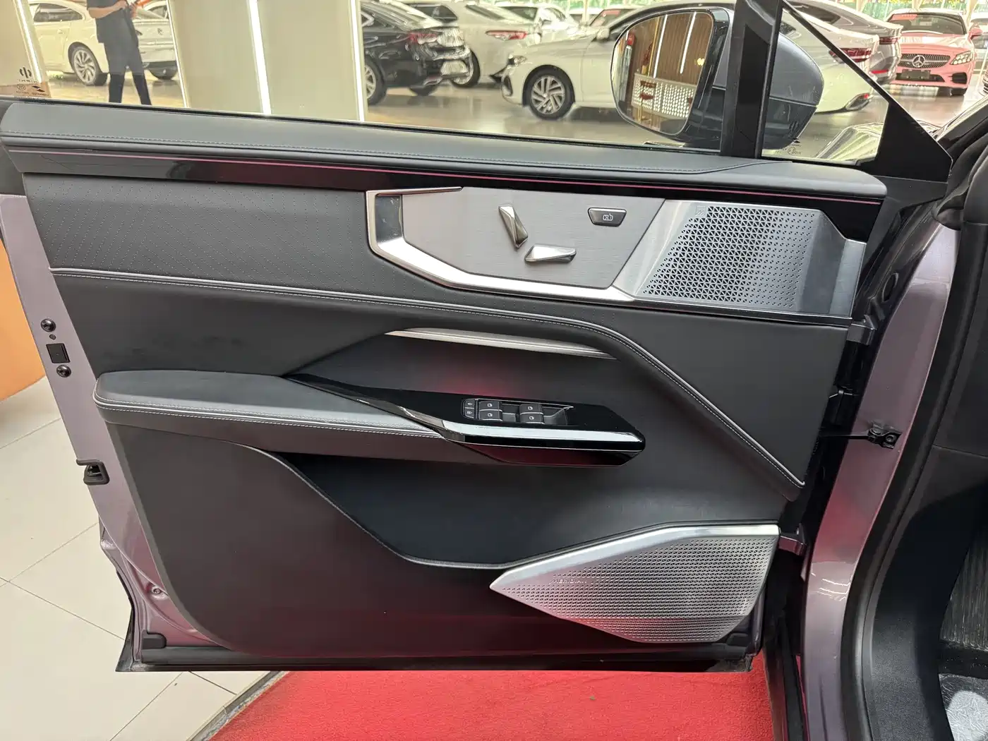 HiPhi Y 2023 2023 560km Pioneer Edition
