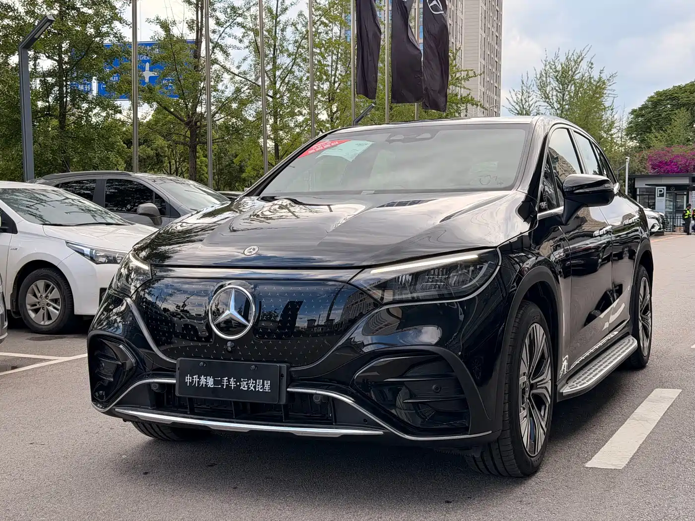 Mercedes-Benz EQE SUV 2024 500 4MATIC Luxury Edition фото 2