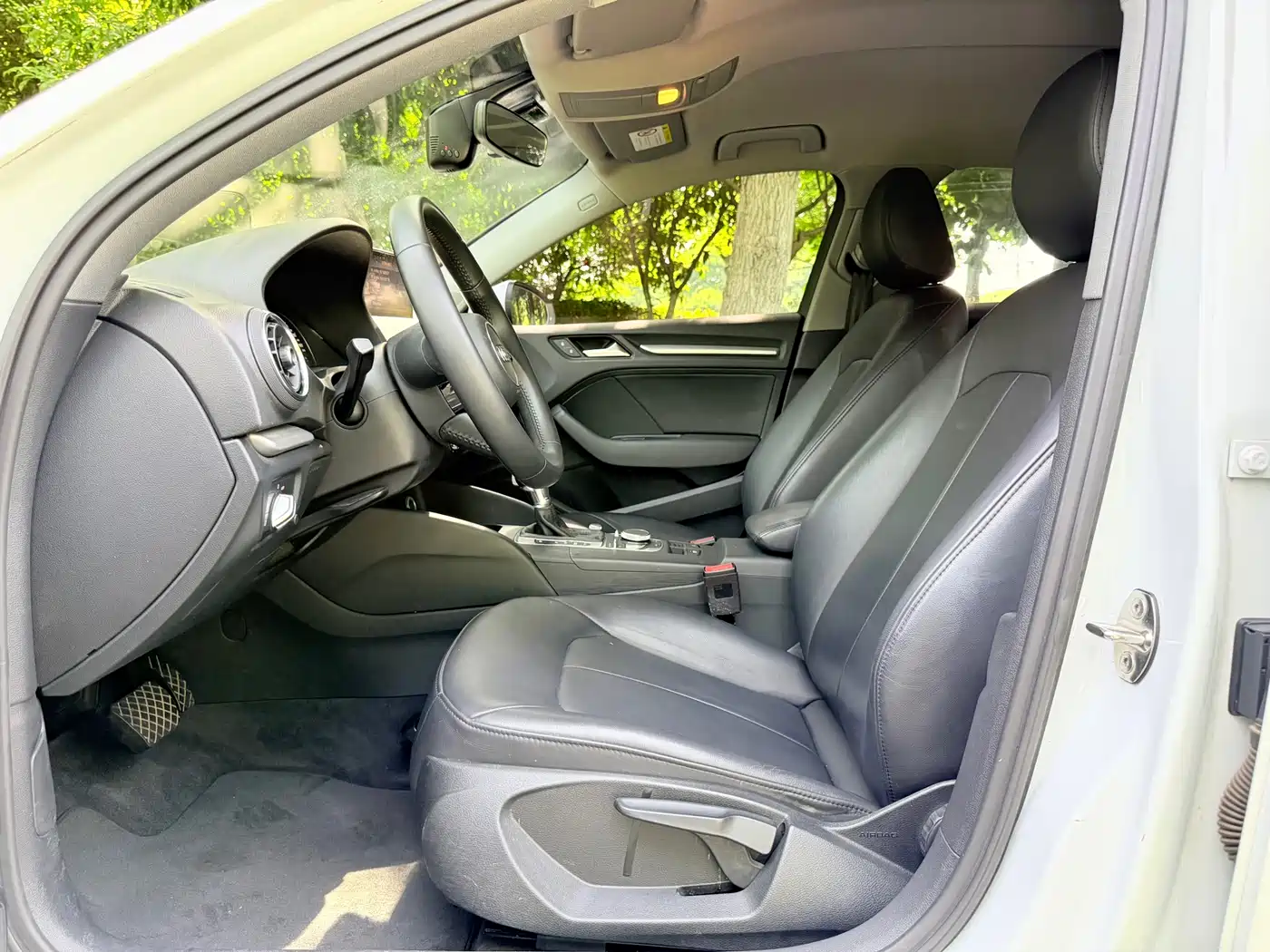 Audi A3 2018 30th Anniversary Limousine 35 TFSI Progressive фото 17