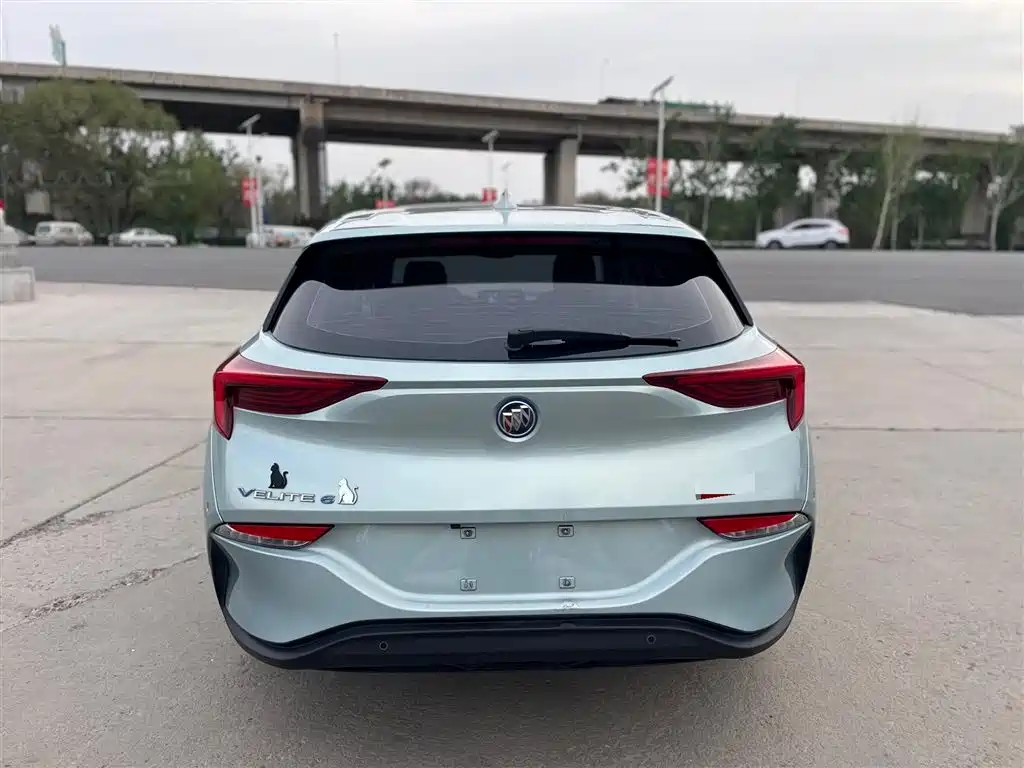 BUICK SLIGHTLY BLUE 6